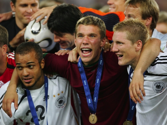 传奇落幕！波多尔斯基告别赛引关注