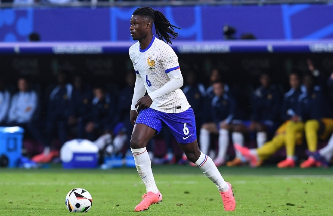 卡马文加破进球间隔纪录，法国队欧国联迎开门红