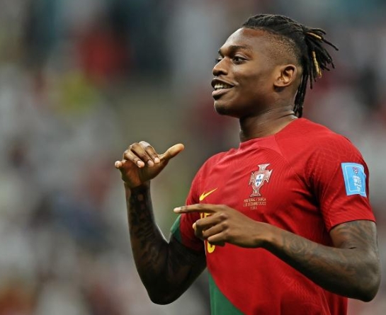 莱奥闪耀欧国联：过人如麻，助力葡萄牙