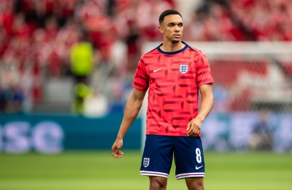 基恩的批评：阿诺德防守端表现引发争议