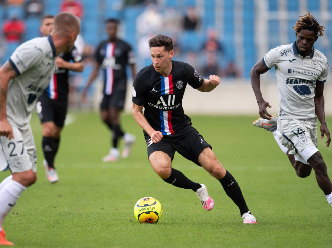 法媒：博格巴将能够在明年1月恢复训练，并在3月重返赛场