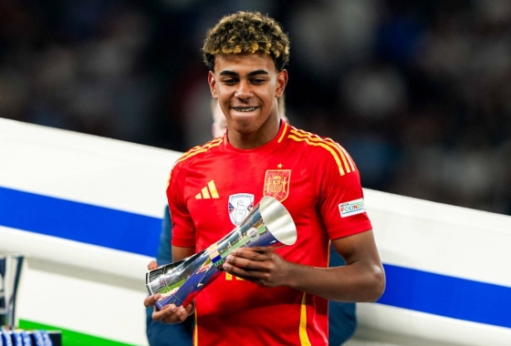 17 岁小将的疲惫：亚马尔提前离队背后的故事