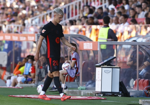 奥尔莫复出在望：巴萨期待边锋回归战强敌