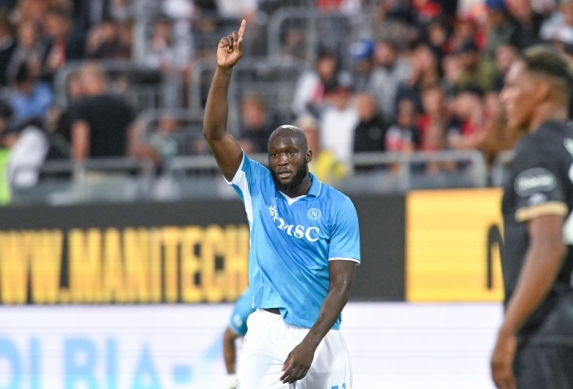 卢卡库谈孔蒂：从国米到那不勒斯的执教传奇