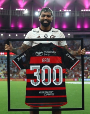 巴尔博萨：从国米到弗拉门戈，300 场荣耀之旅