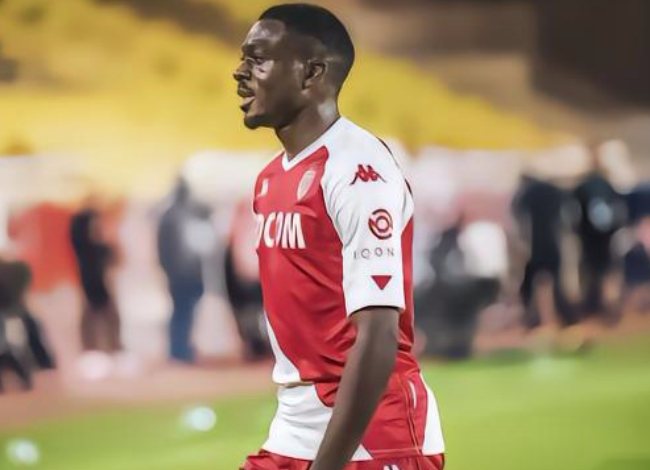 莱奥全场比赛枯坐米兰替补席没有出场，上一次发生这种情况还是三年前