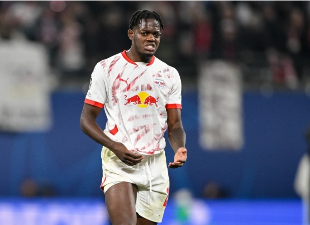 21 岁中卫卢克巴，未来之路引关注