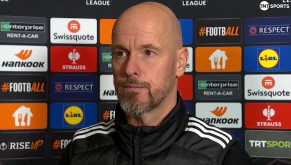 滕哈赫：曼联的坚韧与信心之旅