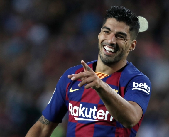 苏亚雷斯巴萨记忆：从解禁首秀到冠军传奇