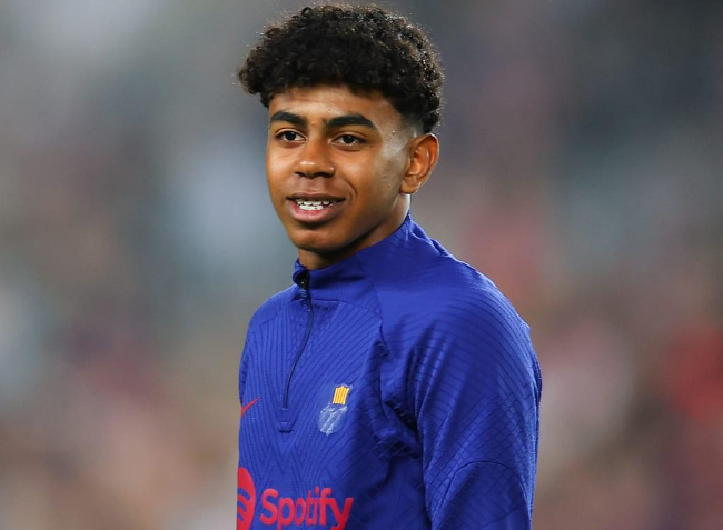 巴萨客场4-0大胜皇马，亚马尔本场比赛打进一球