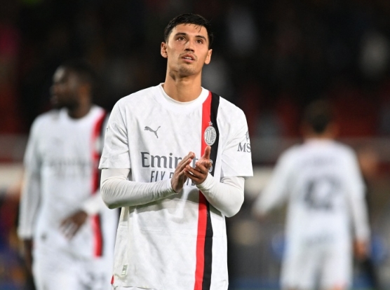 热刺、曼城、利物浦争赖因德斯：米兰能否留住？