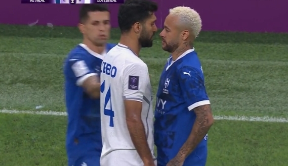 内马尔赛场冲突 火药味十足