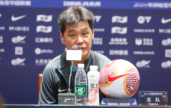 李霄鹏的百场顶级联赛之旅