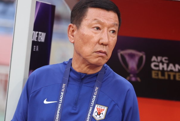 崔康熙禁赛 看台观赛有讲究