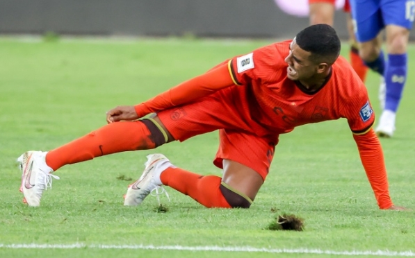 阿兰缺席 国足集训名单背后的故事