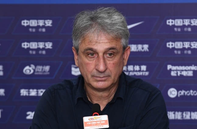 乔迪不满浙江队亚冠失利 争议指挥引关注