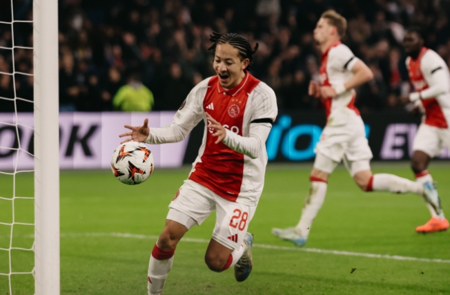 华裔小将菲慈佔 - 天乐 欧联赛场展风采