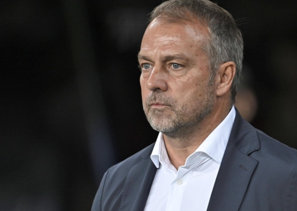 弗里克治下巴萨：严师与挚友的双面主帅之道