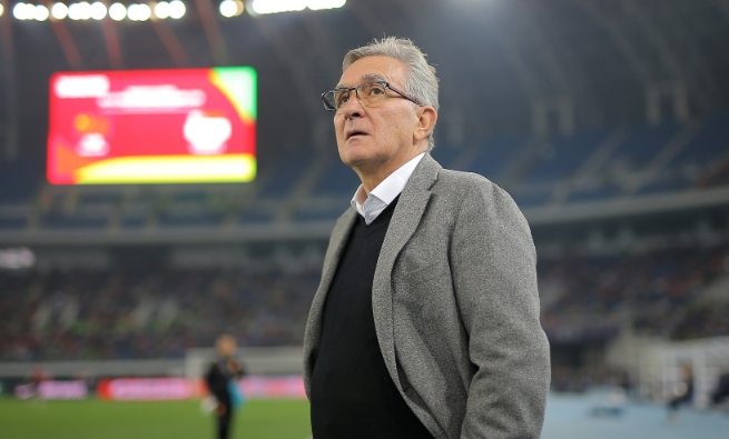 国足战巴林：伤病多 预案要做足