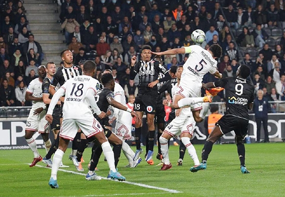 法甲第 11 轮：巴黎 4 - 2 昂热，进球大战与绝地反击共舞