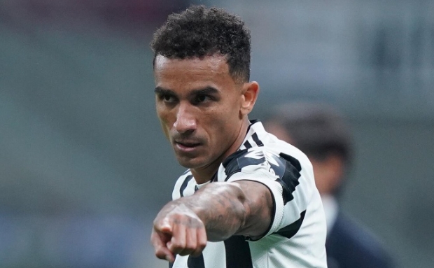 曼联那不勒斯争达尼洛 尤文队长面临抉择