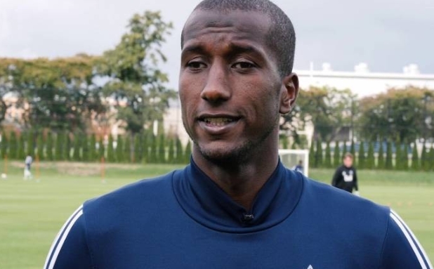 前埃及国脚加扎尔：从球场到诈骗嫌犯的陨落