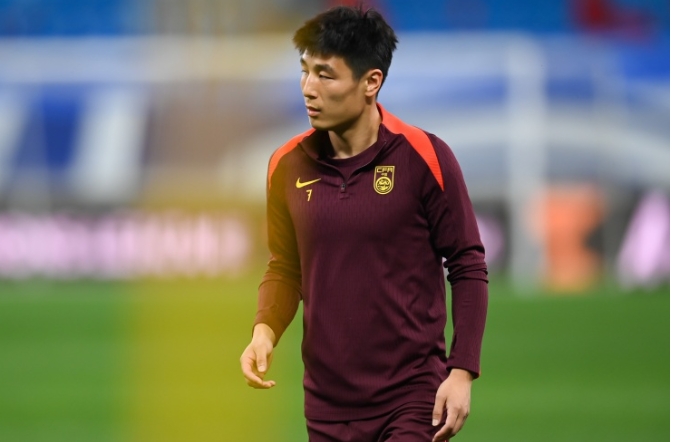 武磊伤退：健康优先 拒绝带伤作战的盲目