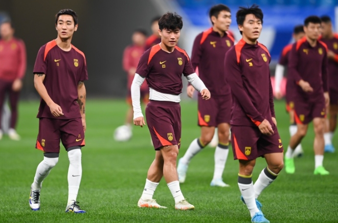 国足抵巴林：剑指巴林日本双战役