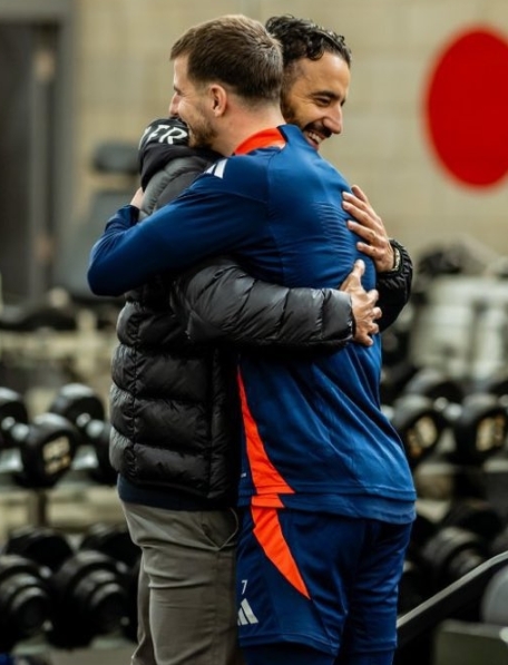 阿莫林：曼联复兴的新领航员