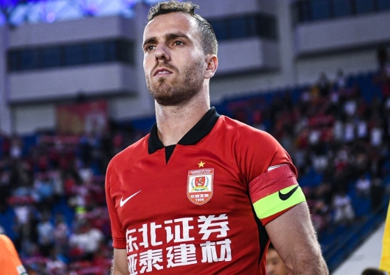 塞尔吉尼奥归化 伊万态度及球员动态