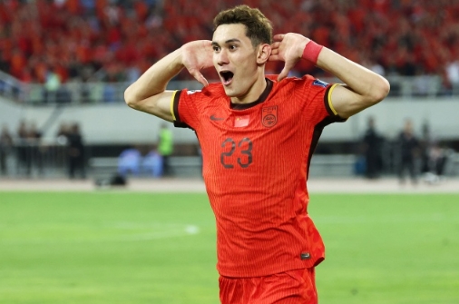 伊万与国足的青春力量