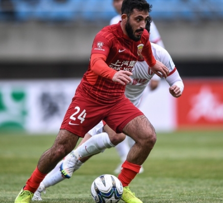 达伽马欲引巴尔加斯 竞争激烈