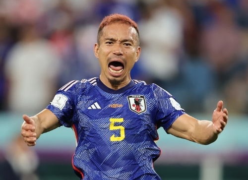 长友佑都：用胜利舒缓苦涩回忆