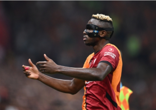 奥斯梅恩留队风云：加拉塔萨雷的锋线坚守