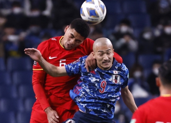 国足战日本 首发阵容大猜想