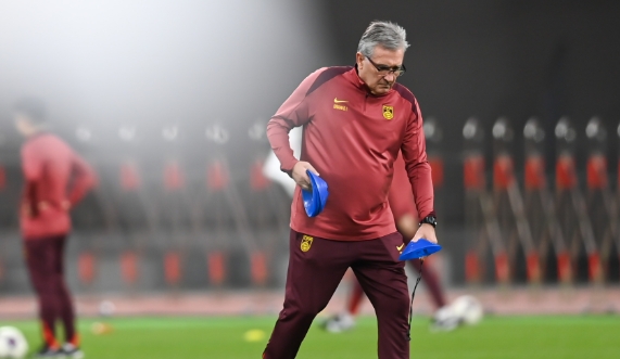 国足战日本 少输为赢亦有可为