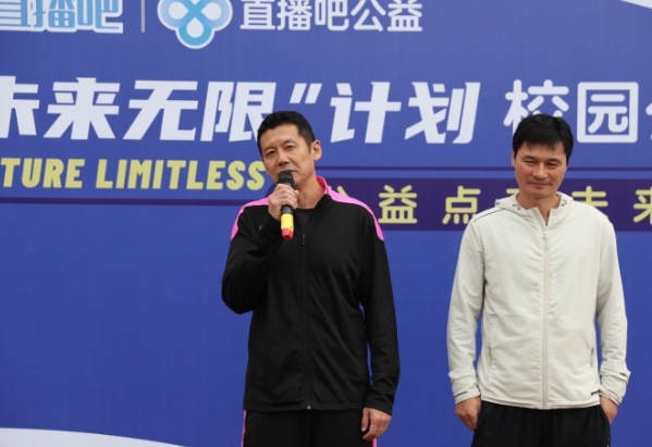 杨晨展望国足战日本：细节定成败