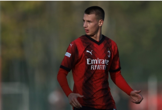 卡马达：米兰尤文之战的锋线新势力