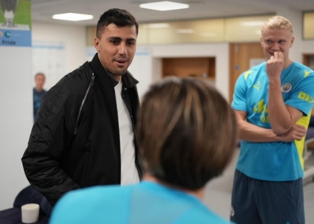 哈兰德与罗德里：曼城双星的聚首与展望