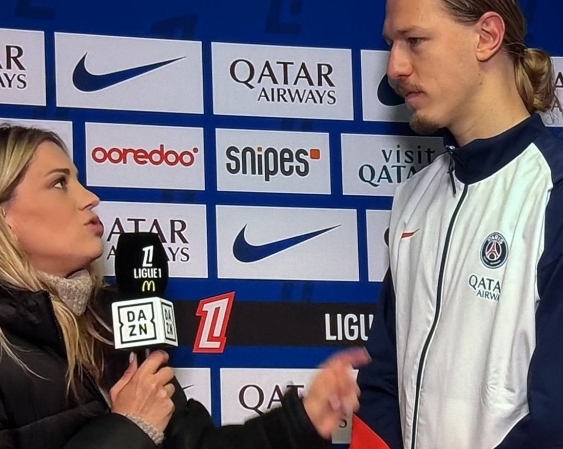 萨福诺夫：巴黎门将竞争中的成长与担当