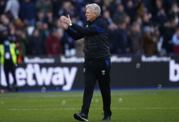 埃弗顿帅位风云：莫耶斯或临危受命