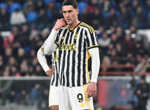 弗拉霍维奇或回归：尤文欧冠关键战添变数