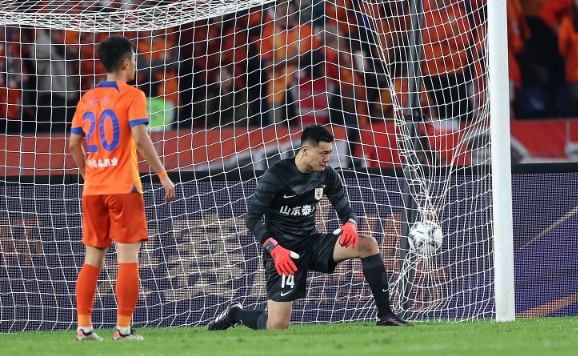 泰山亚冠新征程：积分突围与补强之路