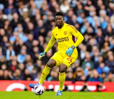 奥纳纳闪耀：曼联平局中的最佳之光