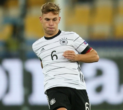 基米希续约之路：拜仁中场核心的抉择与归宿