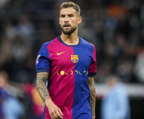 巴萨后防警报：伊尼戈马丁内斯伤病疑云下的抉择