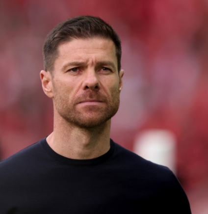 阿隆索盛赞希克：勒沃库森关键先生的成长之路