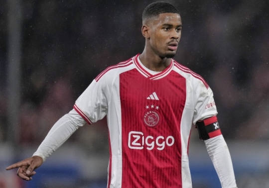 皇马引援后卫之选：哈托与阿森西奥的权衡