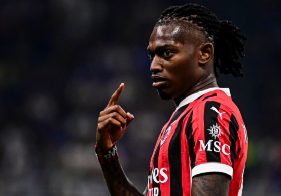 莱奥发声：米兰团结一心逐荣耀