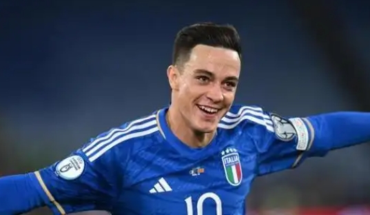 拉斯帕多里罗马缘：冬窗转会风云起